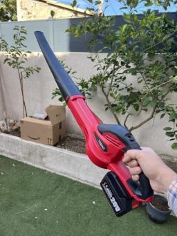 image client 1 Souffleur de Feuilles TEENO de sans fil 20V 3.0Ah