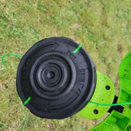 image client 10 Coupe Bordure sans fil Greenworks G40LT