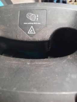 image client 2 Broyeur Végétaux Électrique Vonroc de 2800w