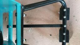image client 3 Broyeur Végétaux Thermique Hillvert HT Hector 212T