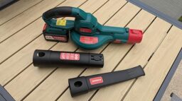 image client 3 Souffleur sans fil Hyecho Batterie 18v 4,0ah