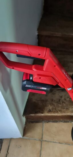 image client 4 Coupe Bordures sans fil Einhell GC CT 18-24 Li P Solo