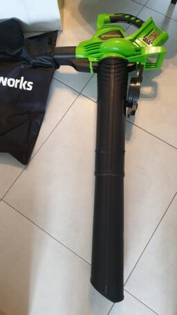 image client 4 Aspirateur Souffleur sans fil Greenworks GD24X2BVK4X