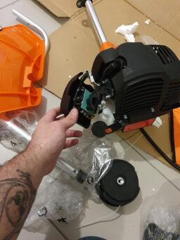 image client 4 Débroussailleuse - Coupe Bordure Thermique Timberpro 2 en 1 52 Cc