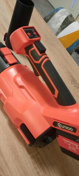 image client 6 Souffleur de Feuilles sans fil Outigo JBCF001