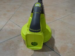 image client 9 Souffleur sans fil Ryobi One+ OBL1820S