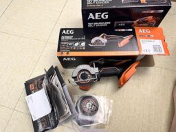 image client 1 Tronçonneuse Métal AEG SMT355