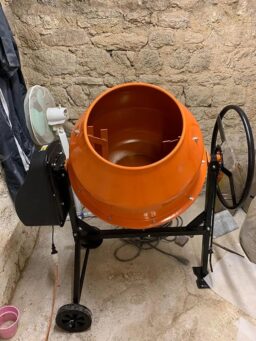 image client 1 Bétonnière Électrique EBERTH CM1 140 Puissante