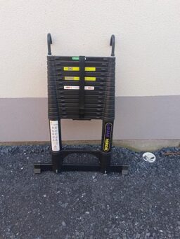 image client 1 Échelle Télescopique Multifonction Louak&hiron Pliante 4,4m