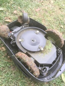 image client 1 Tondeuse Robot Gardena SILENO Life (15103 26)