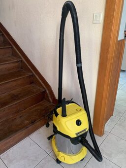 image client 1 Aspirateur Eau et Poussières Kärcher WD 3 V 17-4-20