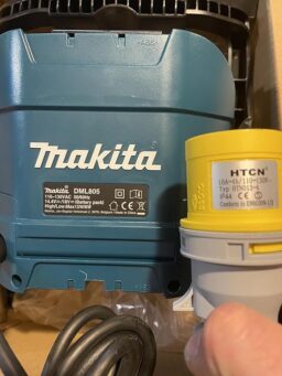 image client 1 Projecteur Led de Chantier Makita DML805