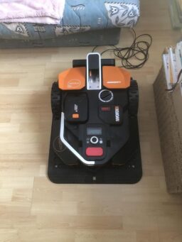 image client 1 Robot Tondeuse Connecté WORX Landroid Plus WR147E.1
