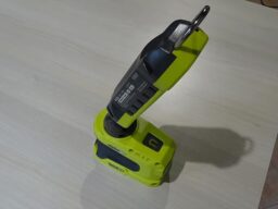 image client 1 Lampe LED sans fil RYOBI R18ALP 0 One+