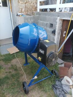 image client 1 Bétonnière Électrique Scheppach Mix180