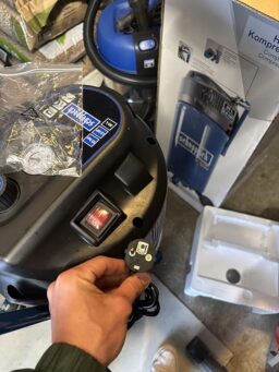 image client 1 Compresseur Vertical Scheppach HC51V