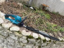 image client 1 Taille Haie sur Batterie Makita DUH607Z