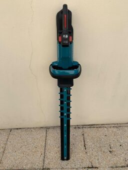 image client 1 Taille Haie sans fil Makita DUH752Z