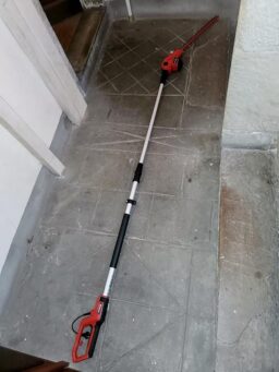 image client 10 Taille Haies Télescopique Einhell GC HH 5056