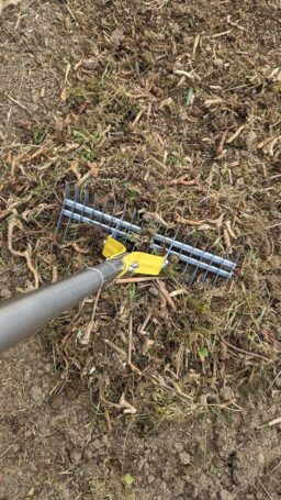 image client 2 Râteau à Gazon Baraystus à Paille Longue Poignée Réglable