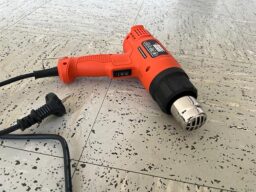 image client 2 Décapeur Thermique Filaire BLACK+DECKER KX1650 QS