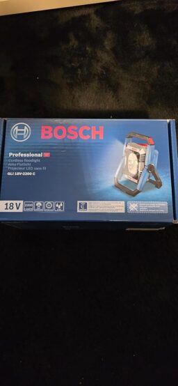image client 2 Projecteur Led Bosch Professional Gli 18V 2200 C
