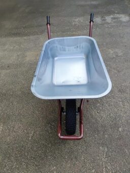 image client 2 Brouette de Chantier et Jardin Schulz Tech Bac Galvanisé 250kg-100L