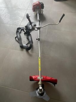 image client 2 Débroussailleuse Thermique Oxeo 62 Cm³ 2En1