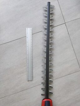 image client 2 Taille Haie Télescopique Einhell GP HH 18-50 Li BL Solo Power X Change