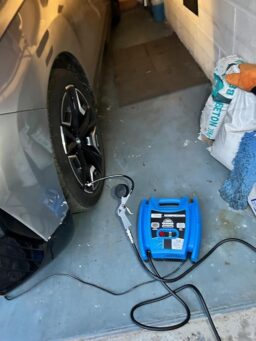 image client 2 Compresseur d'Air Güde Airpower 180-08