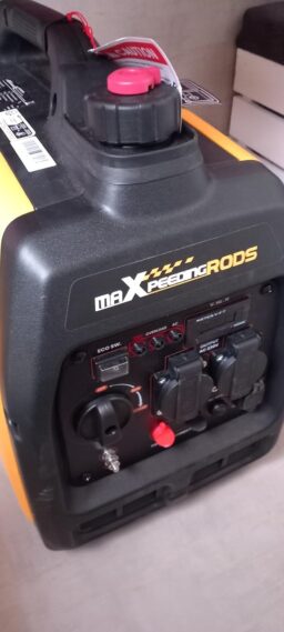 image client 2 Groupe Électrogène Portable Essence MaXpeedingrods Electrogène Silencieux Inverter 3300W
