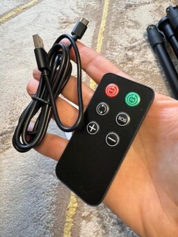 image client 2 Lampe de Chantier Aodoo Projecteur de Solaire À Led avec Trépied