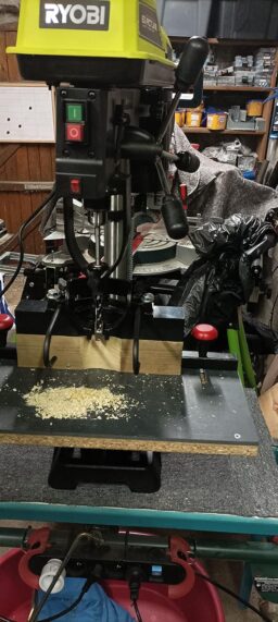 image client 2 Scie Radiale Stationnaire Ryobi RSW1240G