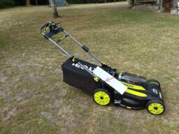 image client 2 Tondeuse À Gazon Ryobi Ry36lmxx51a 160