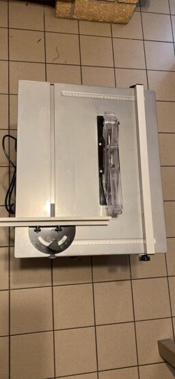 image client 2 Scie Circulaire sur Table Einhell TC TS 8