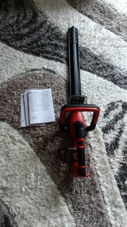 image client 2 Taille Haie sans fil Einhell GC CH 18-50 Li Solo