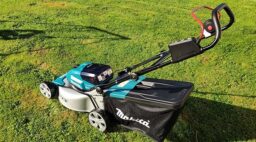 image client 2 Tondeuse Électrique Makita DLM460Z