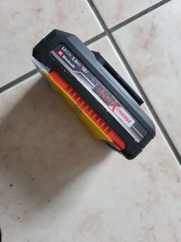 image client 3 Taille Haies sans fil Einhell GE CH 1846 Li Kit