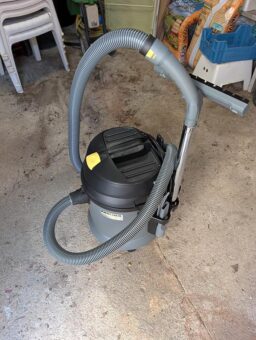 image client 3 Aspirateur Eau et Poussières Kärcher Nt 27-1