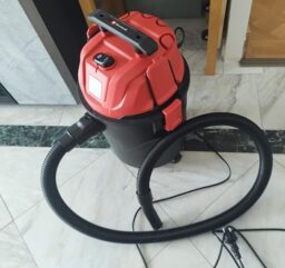 image client 3 Aspirateur Eau et Poussière Einhell Compacte Tc Vc 1820 S