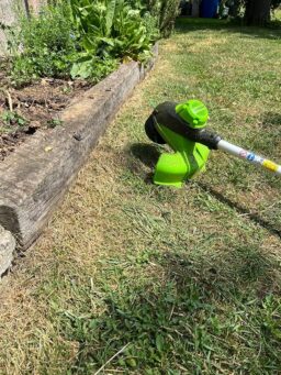 image client 3 Débroussailleuse sans fil Greenworks 2×24V Coupe Bordure