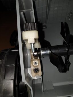 image client 3 Scarificateur Aérateur Ikra IEVL 1840 Électrique