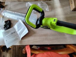 image client 3 Taille Haie sans fil IERAKOR Batterie Électrique sans