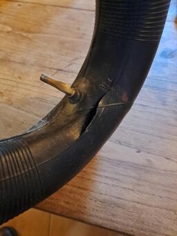 image client 3 Brouette de Jardin WERKA PRO Acier Galvanisé Roue Gonflée