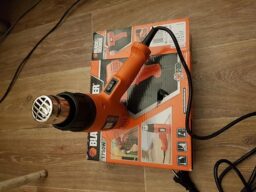 image client 4 Décapeur Thermique Filaire BLACK+DECKER KX1650 QS