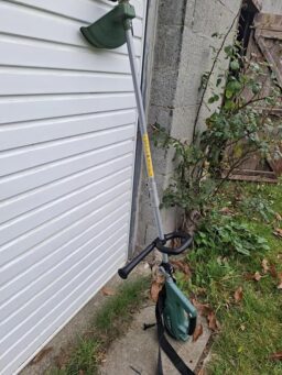 image client 4 Débroussailleuse sans fil Bosch Advancedbrushcut 36v 23 750