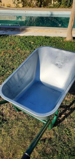 image client 4 Brouette de Transport Juskys Garden 100L