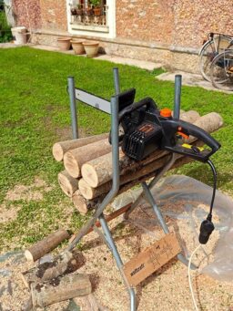image client 4 Tronçonneuse Électrique Dovaman DCS01A