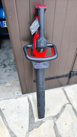 image client 4 Taille Haie sans fil Einhell GP CH 18-50 Li BL Solo Professional