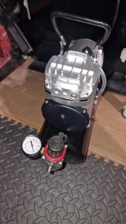 image client 4 Compresseur Aérographe Fengda FD 186 Fiable Efficace